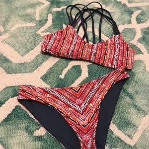 NWOT Reversible Bikini Set - Size Small!